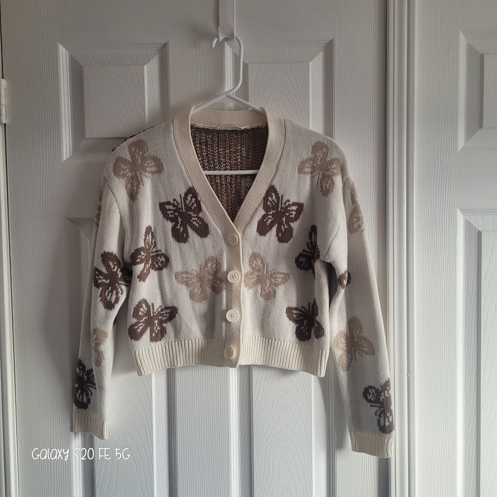 💲5/25💲 Chic Butterfly Patterned Cardigan Sweater